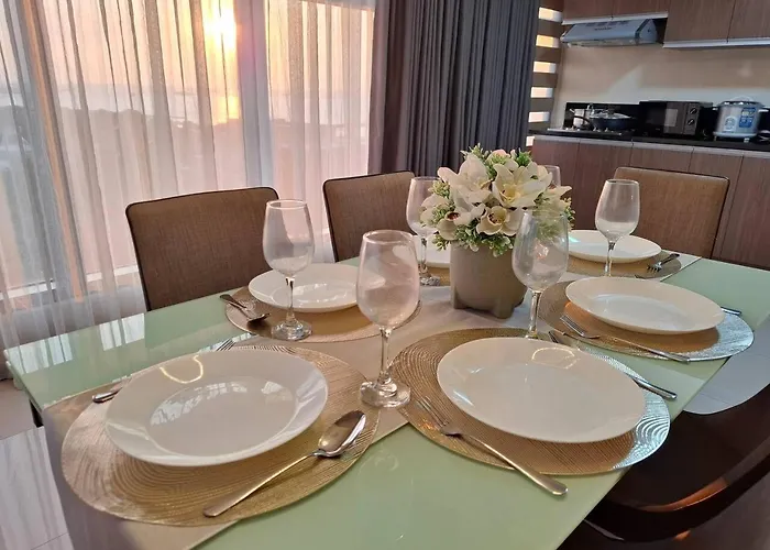 2br Wide -93sqm -pet -freeparking -picc,moa,wtc,ccp,airport Apartamento Manila