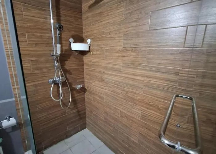 Apartamento 2br Wide -93sqm -pet -freeparking -picc,moa,wtc,ccp,airport Manila
