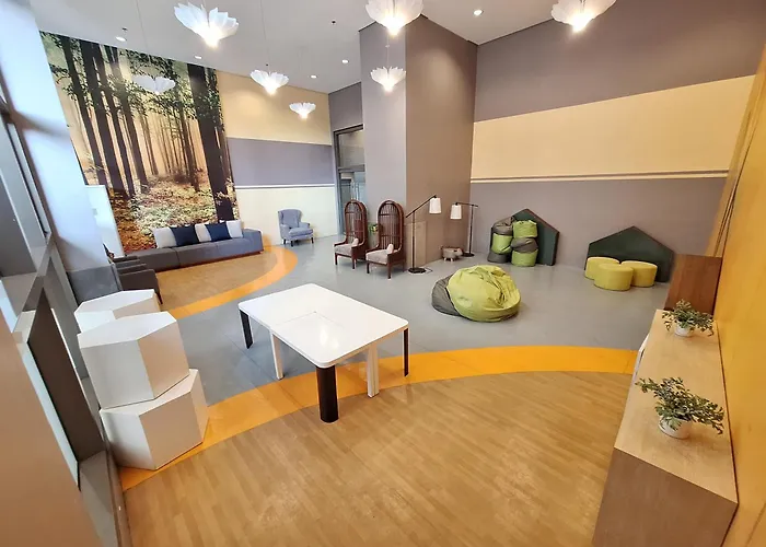 2br Wide -93sqm -pet -freeparking -picc,moa,wtc,ccp,airport *
