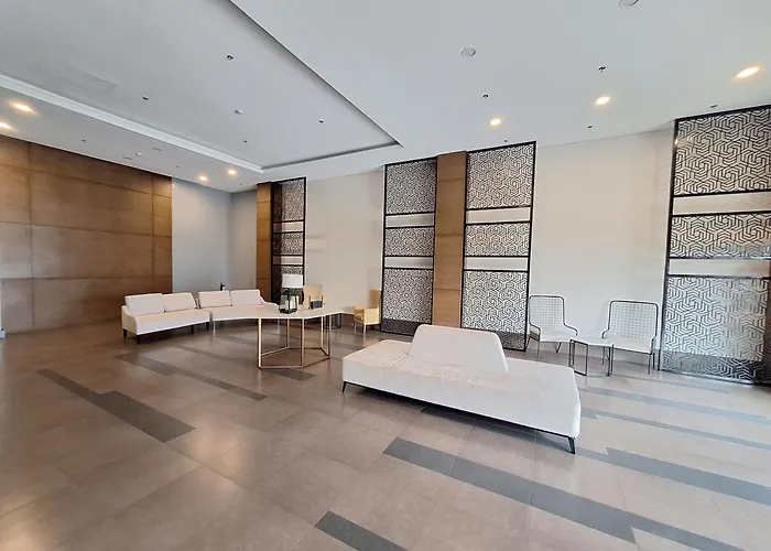 2br Wide -93sqm -pet -freeparking -picc,moa,wtc,ccp,airport Apartamento *