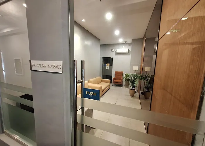 2br Wide -93sqm -pet -freeparking -picc,moa,wtc,ccp,airport Apartamento